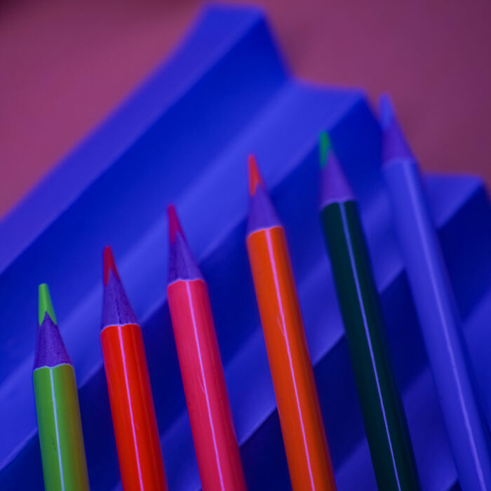 Набор цветных карандашей NEON, бежевый