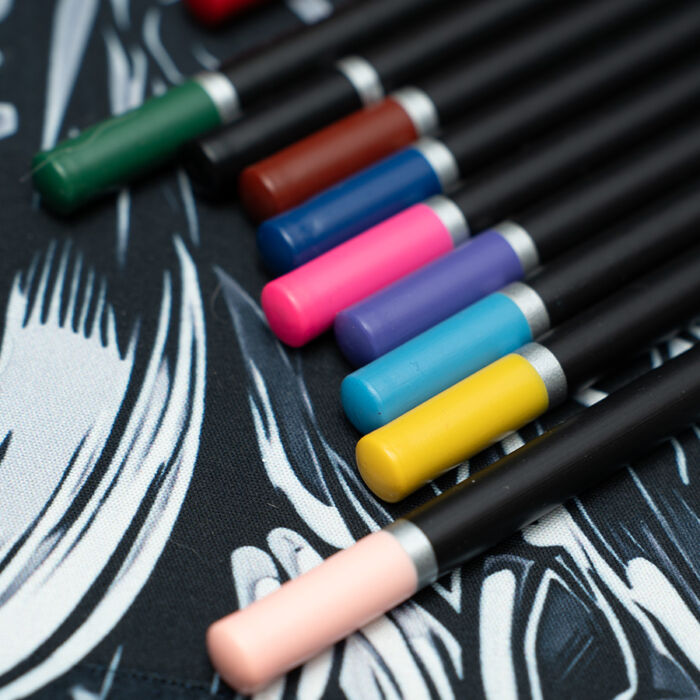 Набор цветных карандашей PROFESSIONAL, серебристый