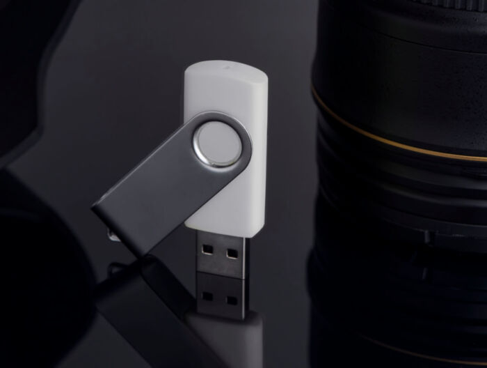 USB flash-карта DOT (16Гб), белый, серебристый