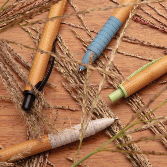 Ручка из бамбука и пшеничной соломы, белый