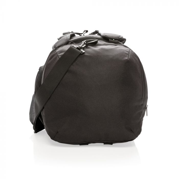 Спортивная сумка-рюкзак Swiss peak с защитой от считывания данных RFID, черный